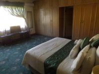 Main Bedroom of property in Bonela