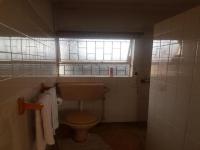 Bathroom 1 - 4 square meters of property in Riamarpark