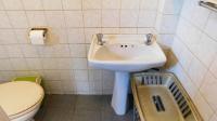 Bathroom 1 - 4 square meters of property in Tongaat