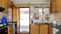 Kitchen - 9 square meters of property in Tongaat