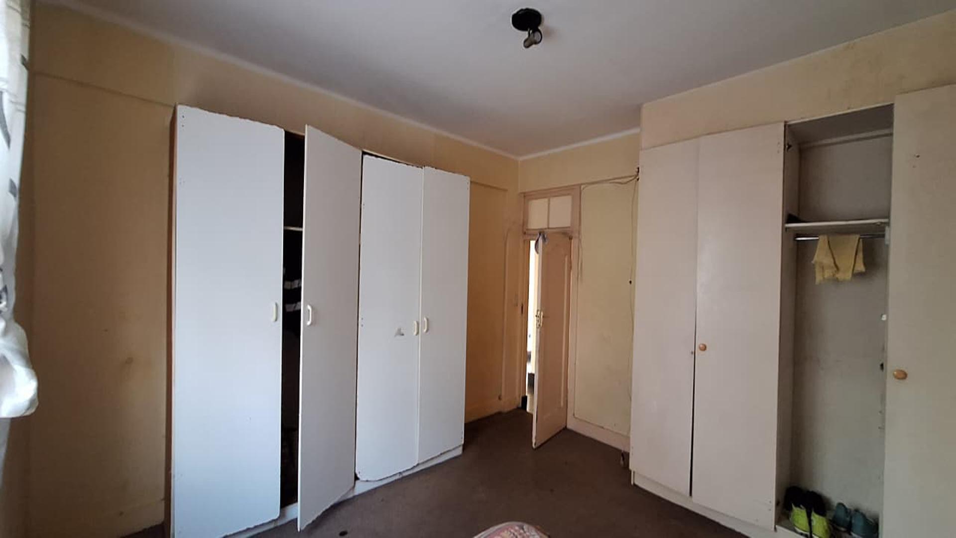 Bed Room 2 - 21 square meters of property in Benoni