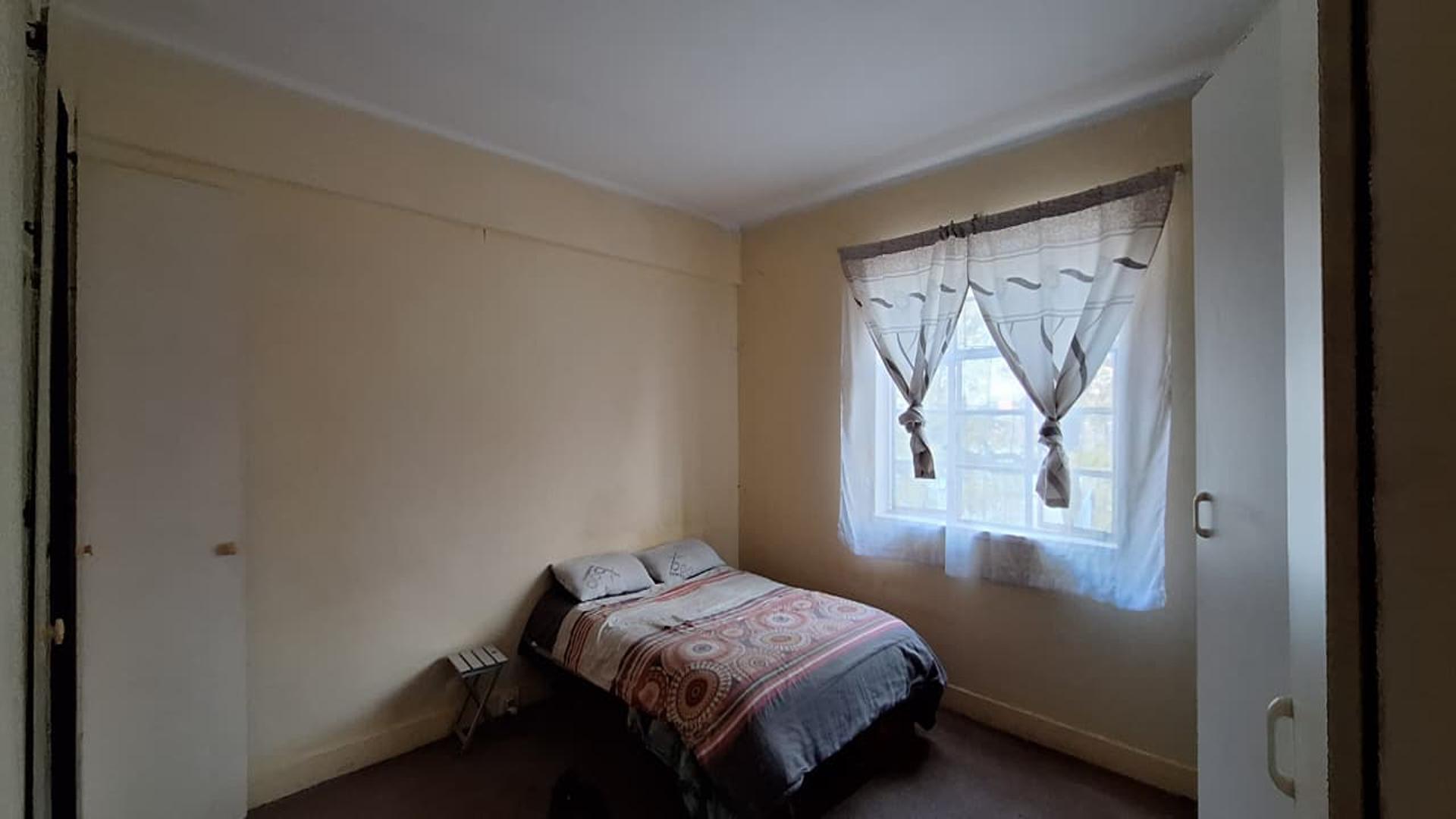 Bed Room 2 - 21 square meters of property in Benoni