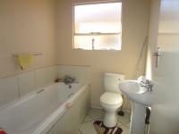 Bathroom 1 - 4 square meters of property in Vanderbijlpark