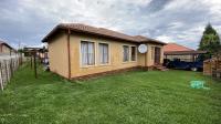3 Bedroom 2 Bathroom Cluster for Sale for sale in Cosmo City