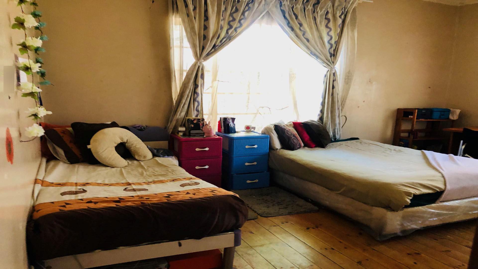 Bed Room 4 of property in Delville