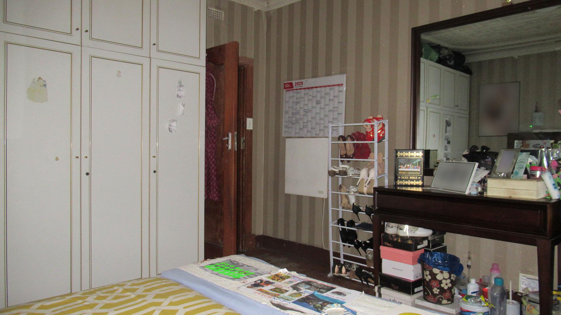 Bed Room 2 - 27 square meters of property in Delville