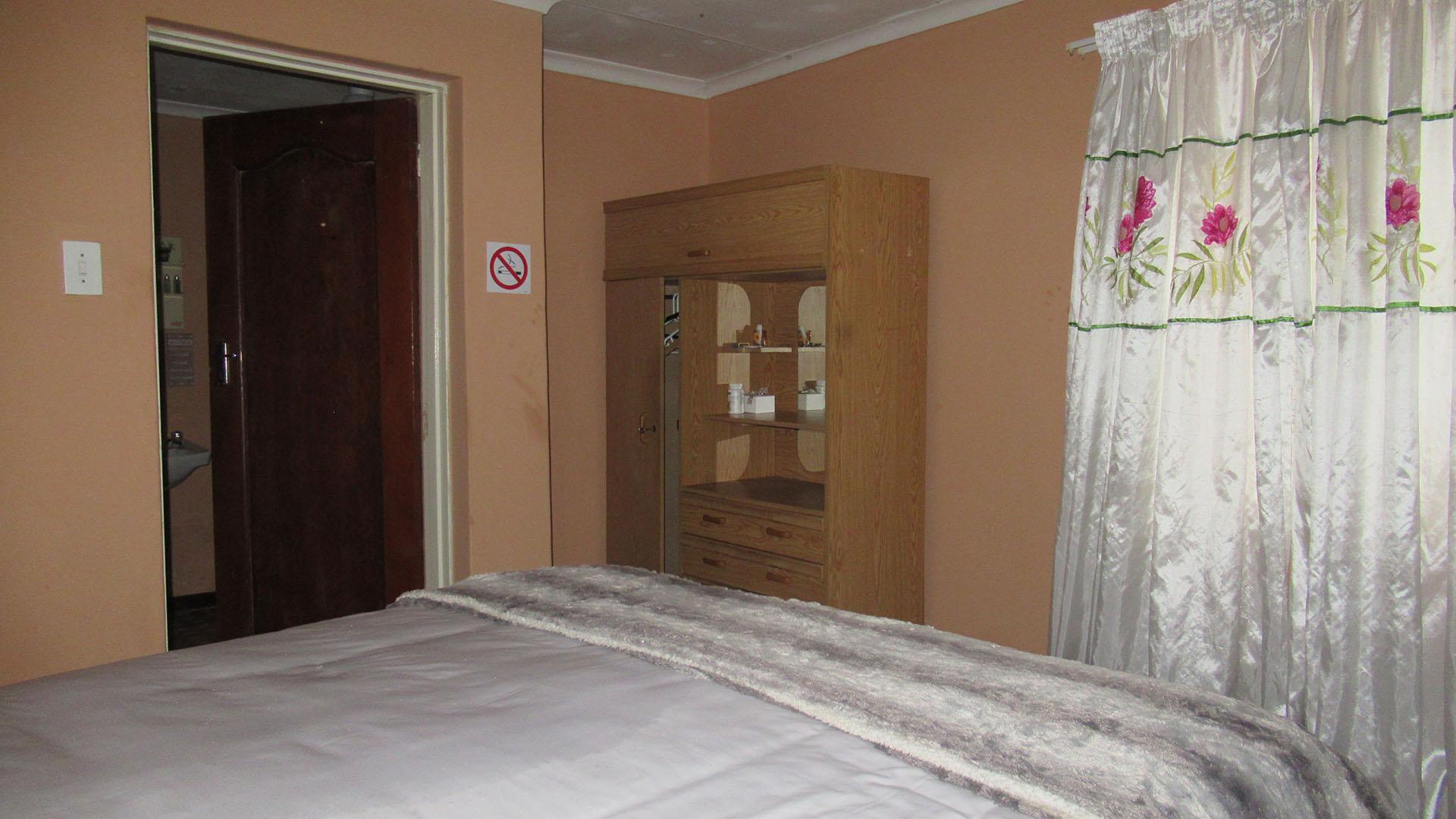 Flatlet - 36 square meters of property in Delville