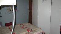 Bed Room 1 - 16 square meters of property in Delville