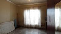 Bed Room 1 - 11 square meters of property in Soshanguve East