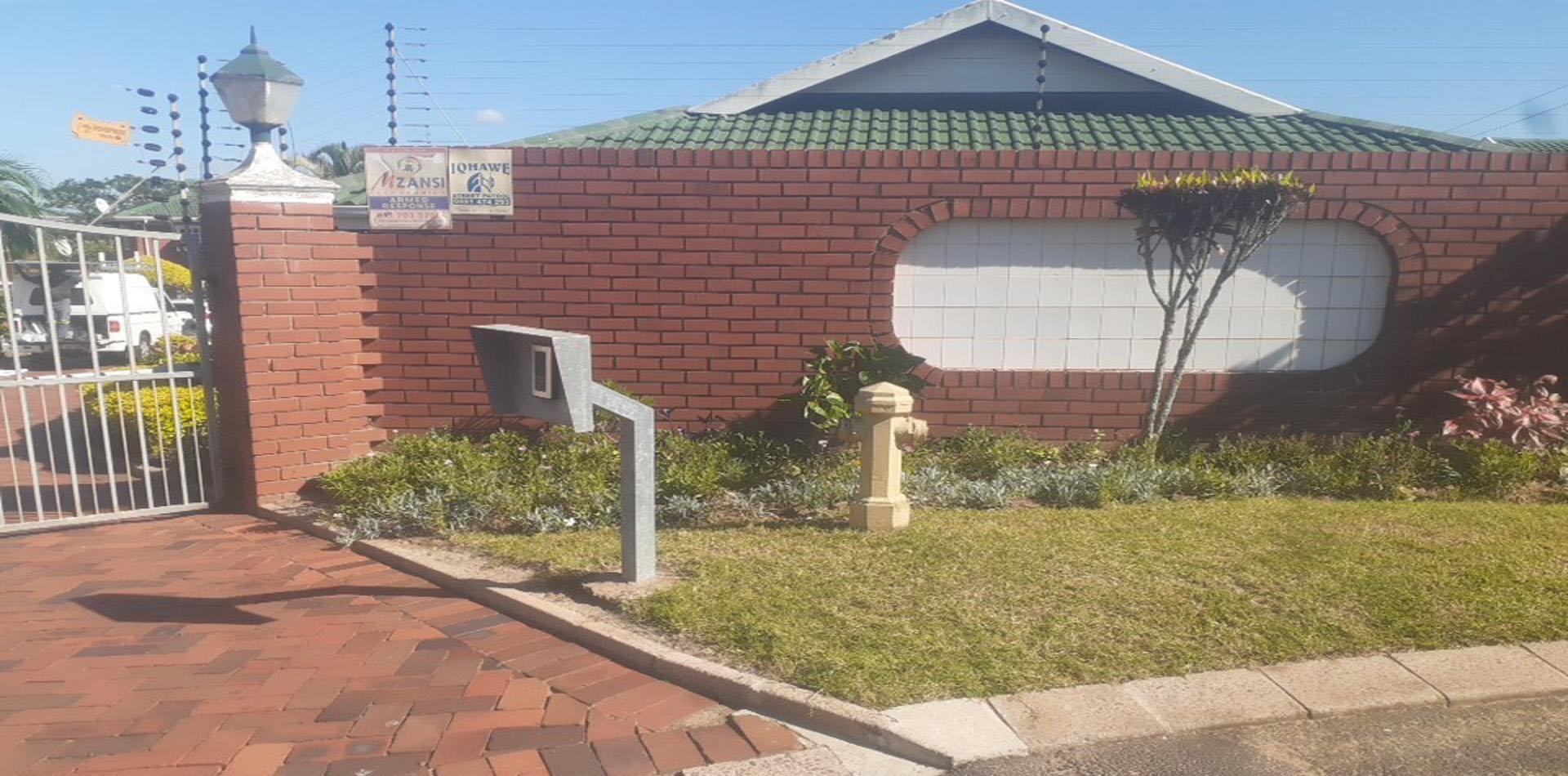 Front View of property in Mount Edgecombe 