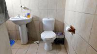 Bathroom 1 - 8 square meters of property in Montclair (Dbn)