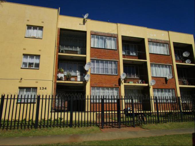 Standard Bank EasySell 1 Bedroom Apartment for Sale in Kenil