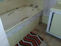 Bathroom 1 - 10 square meters of property in Sasolburg