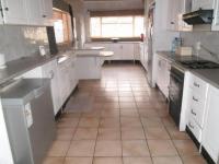Kitchen - 26 square meters of property in Sasolburg