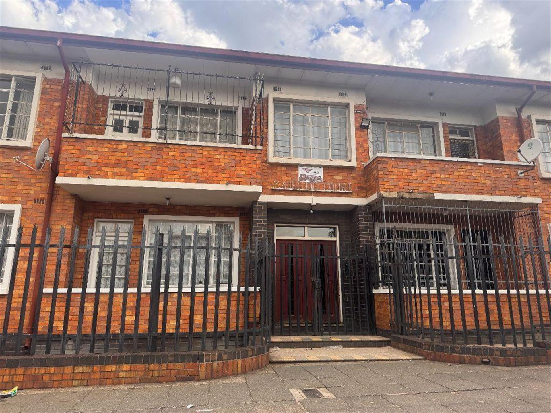 Front View of property in Germiston South