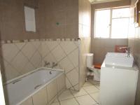 Bathroom 3+ - 13 square meters of property in Vanderbijlpark