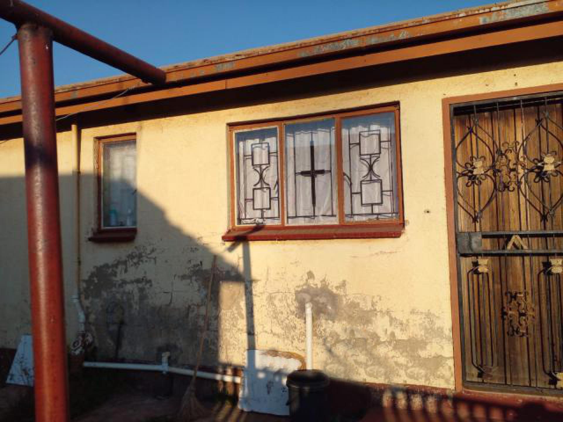 Front View of property in Sebokeng
