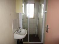 Bathroom 2 - 3 square meters of property in Vaalmarina