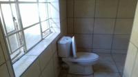 Bathroom 3+ of property in Odendaalsrus