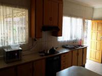 Kitchen - 25 square meters of property in Vanderbijlpark