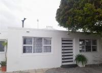 Front View of property in Newfields