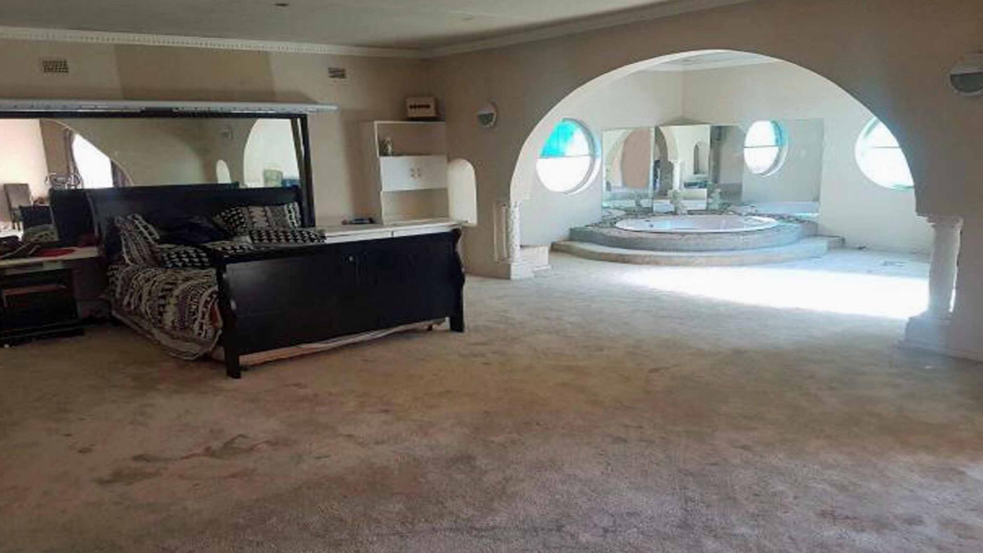 Main Bedroom - 97 square meters of property in Boksburg