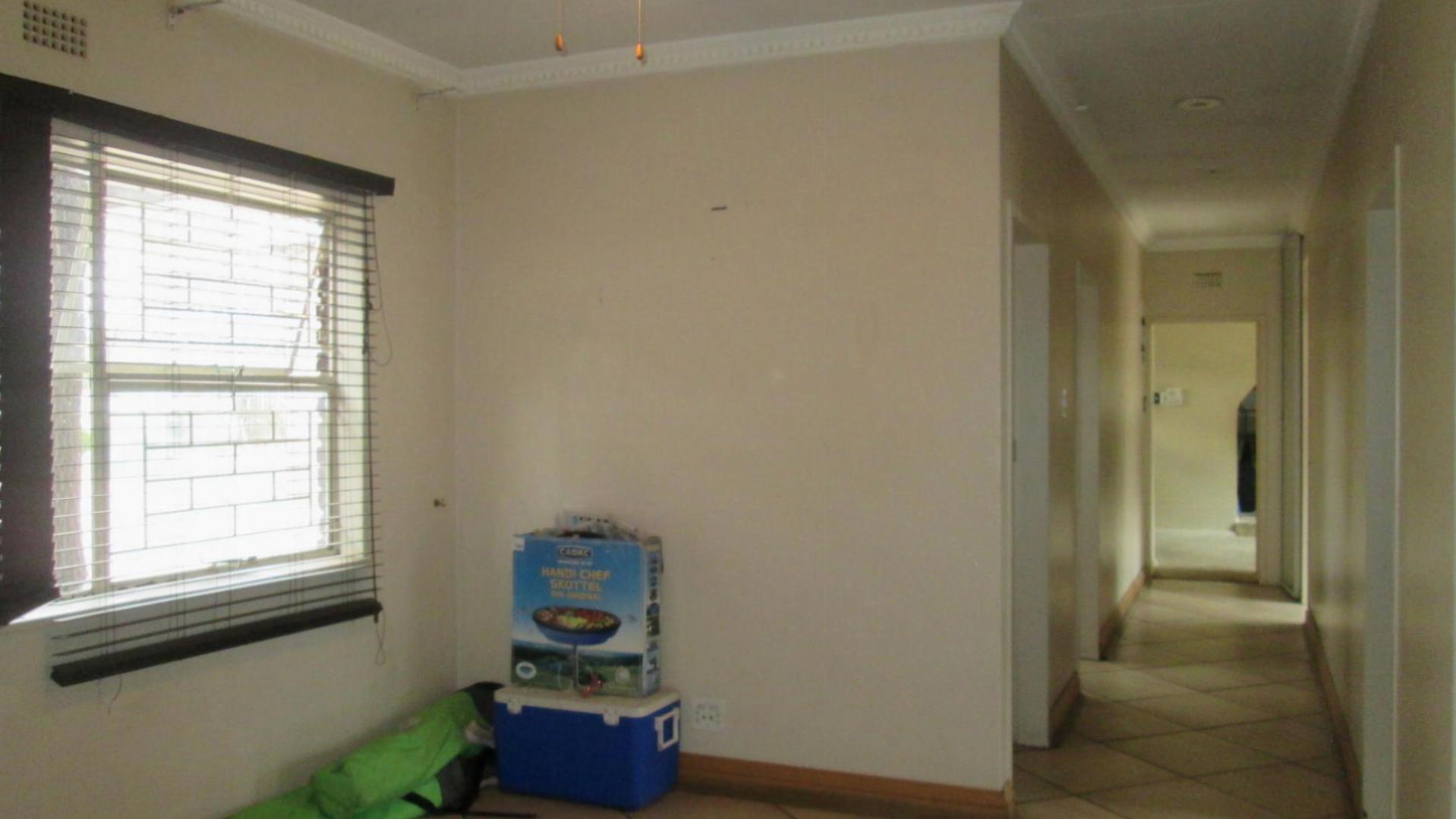 Spaces - 23 square meters of property in Boksburg