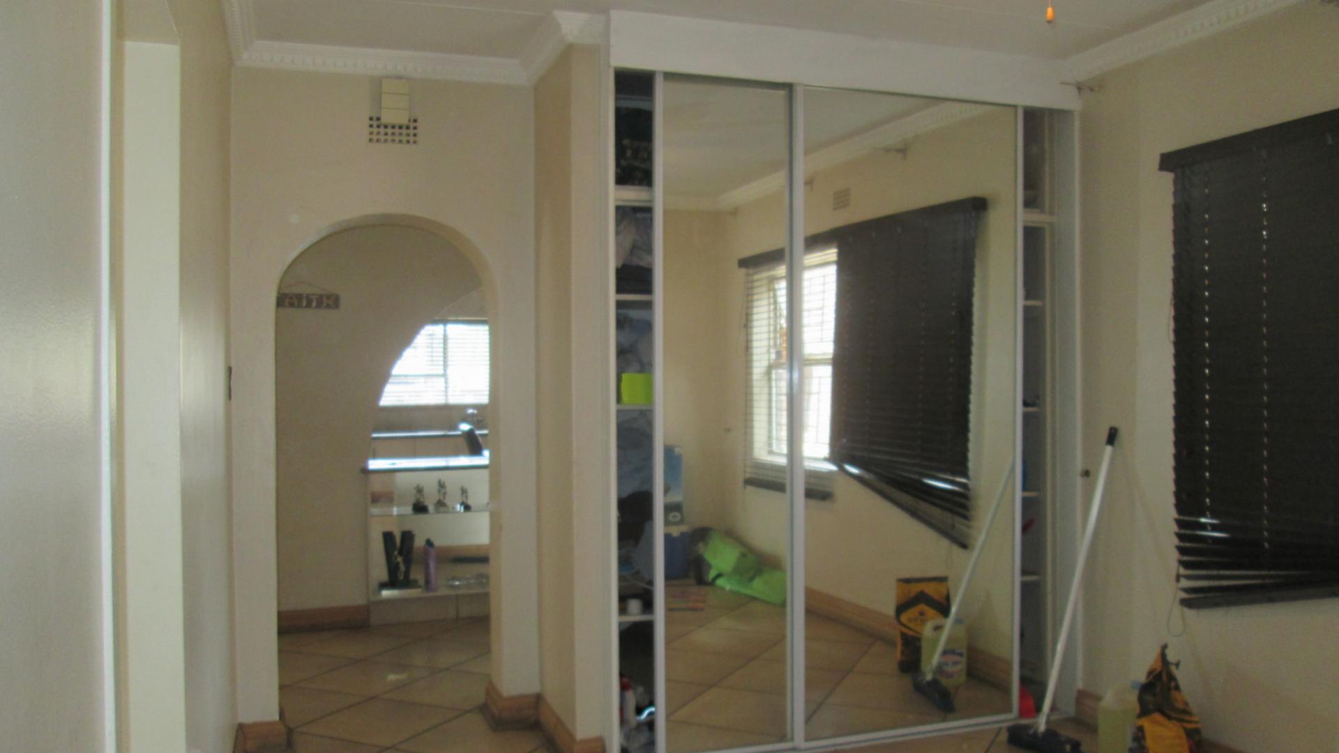 Spaces - 23 square meters of property in Boksburg