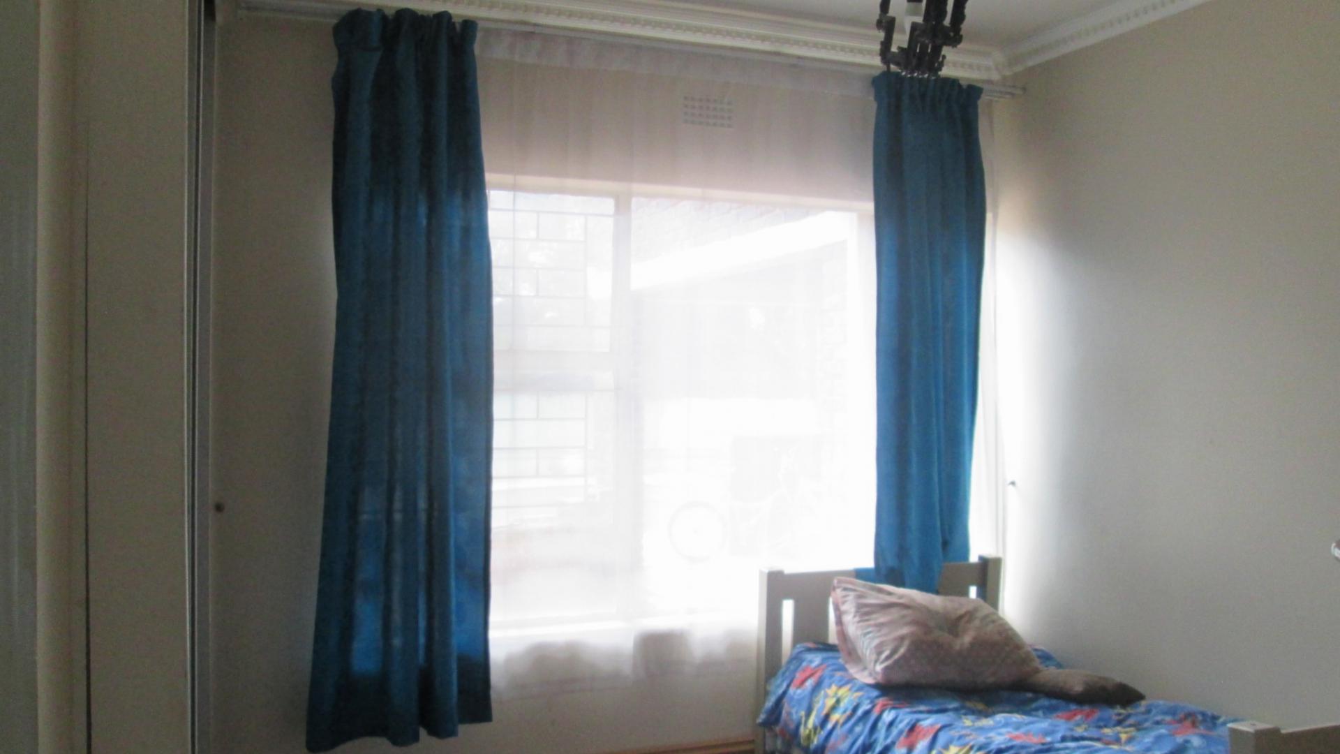 Bed Room 1 - 13 square meters of property in Boksburg