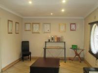 Lounges - 39 square meters of property in Boksburg