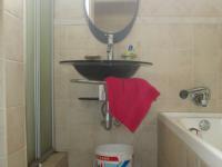 Bathroom 1 - 8 square meters of property in Boksburg