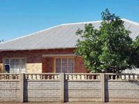 Front View of property in Beaufort West