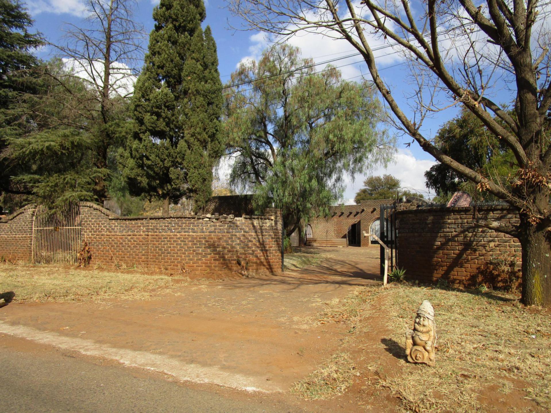 Front View of property in Henley-on-Klip