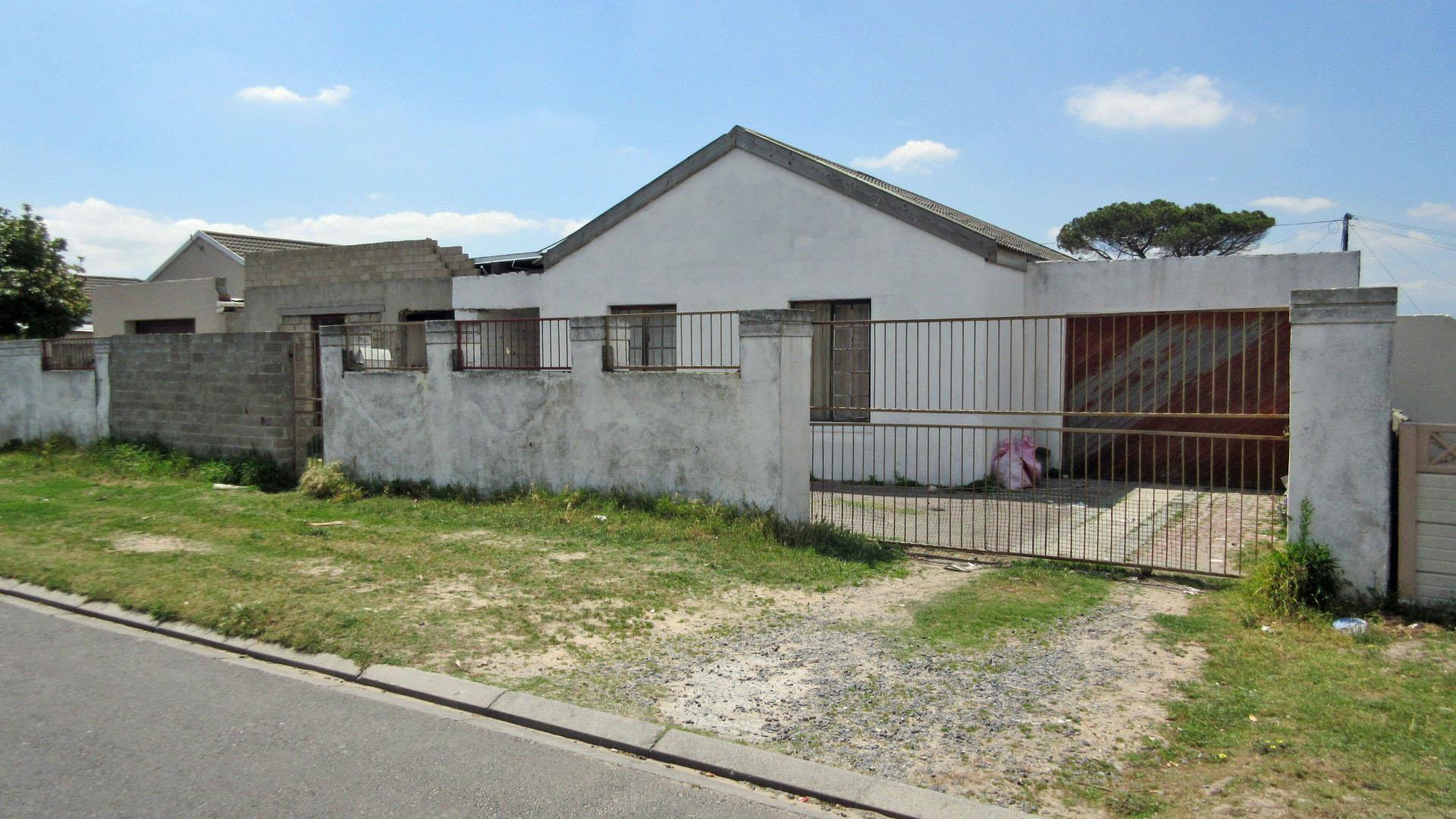 Front View of property in Forest Glade