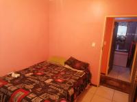 Bed Room 1 of property in Blue Downs