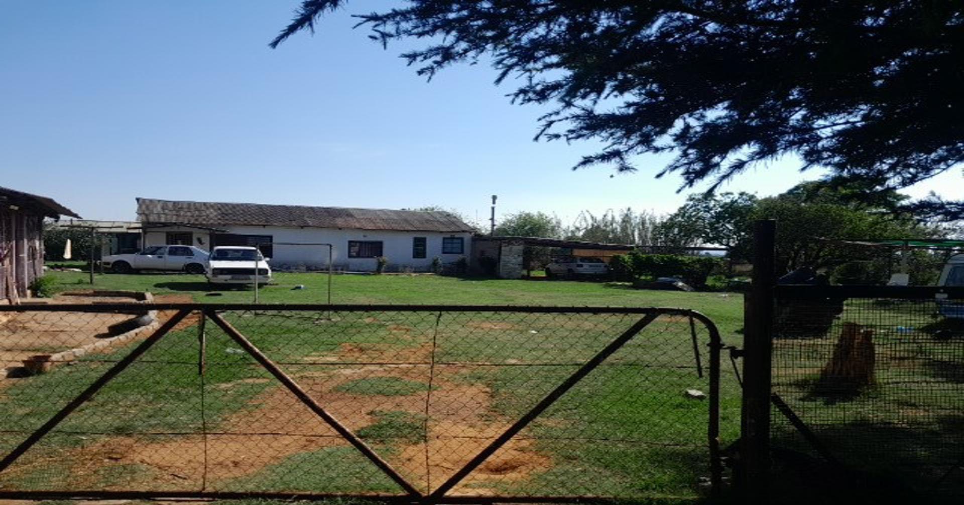 Front View of property in Ogies