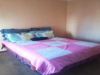 Bed Room 1 of property in Chancliff AH