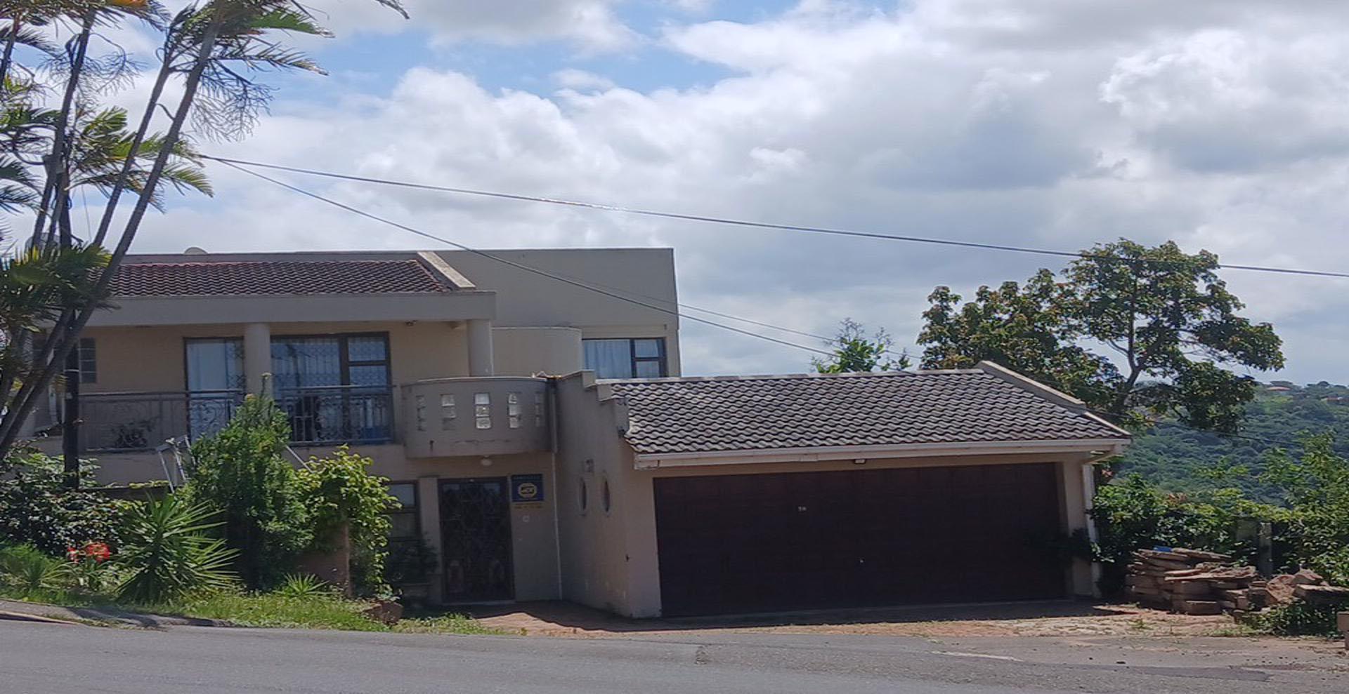 Front View of property in Reservior Hills