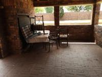 Patio - 34 square meters of property in Dalpark
