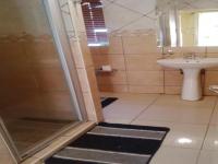 Bathroom 1 - 5 square meters of property in Beyers Park