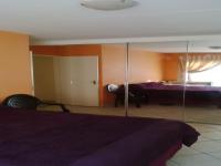 Main Bedroom - 21 square meters of property in Beyers Park