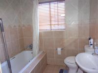 Main Bathroom - 5 square meters of property in Beyers Park