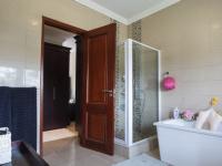 Main Bathroom - 14 square meters of property in Silver Stream Estate