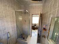 Bathroom 1 of property in Lavender Hill