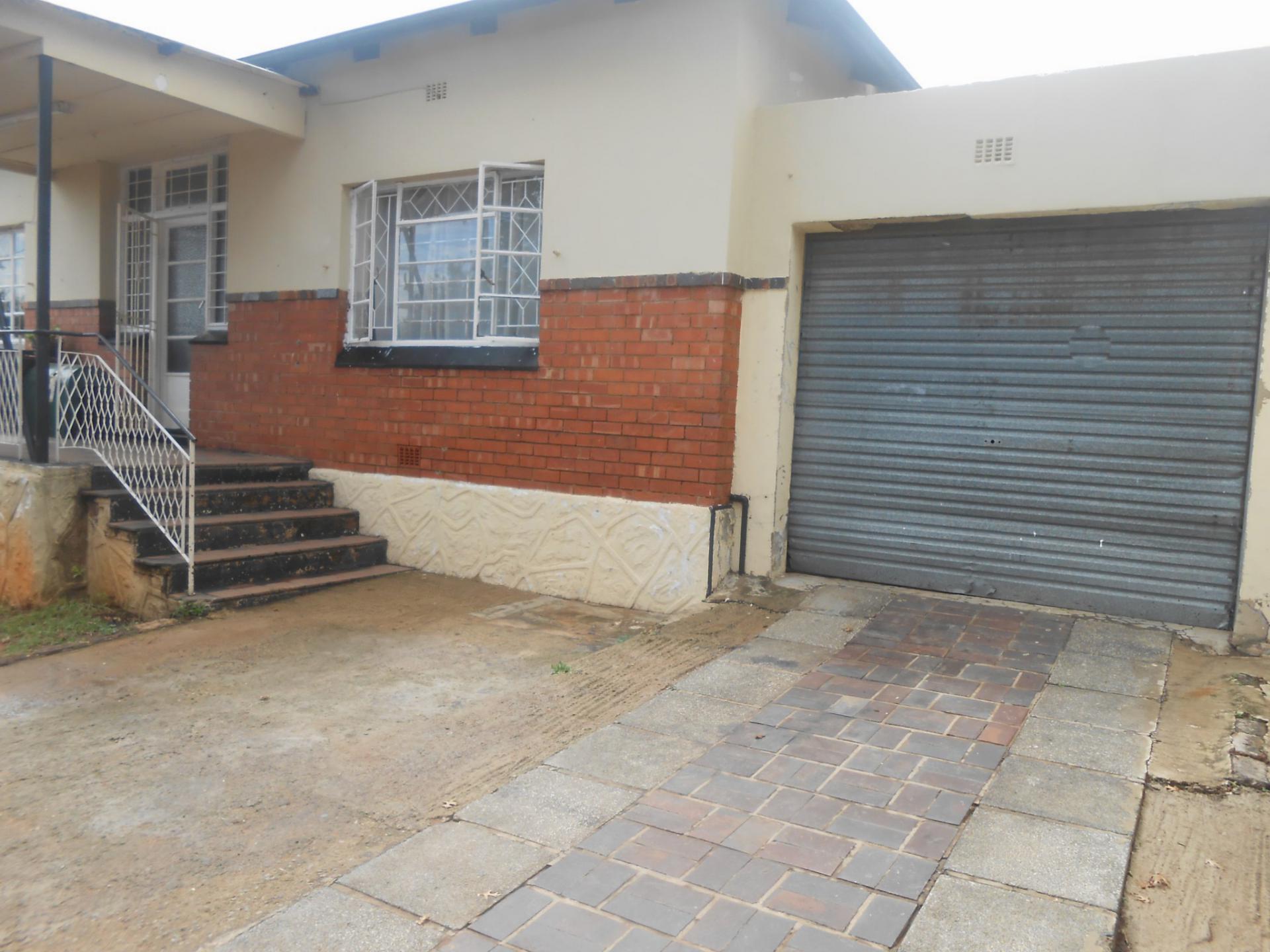 Front View of property in Rosettenville