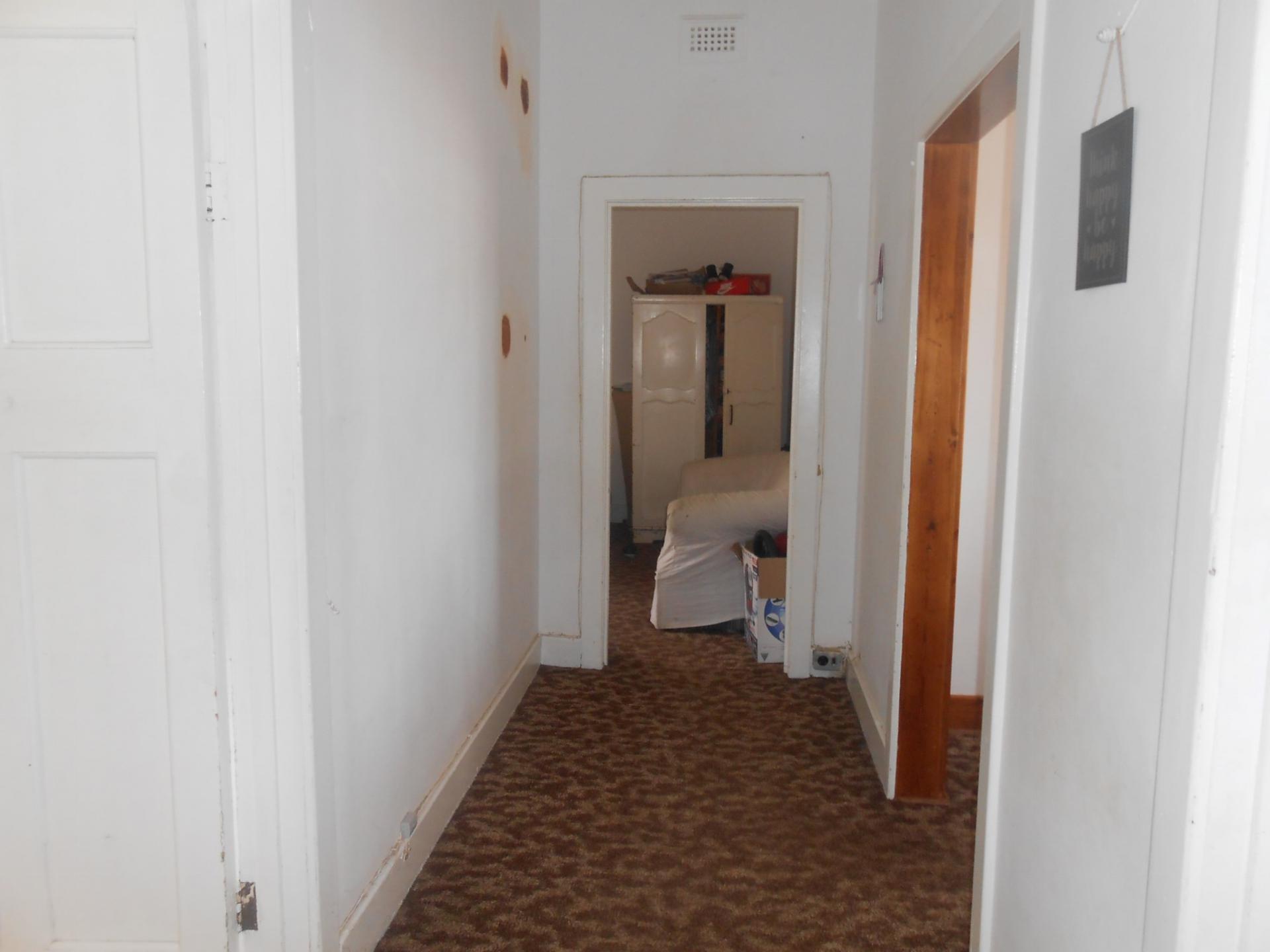 Spaces - 30 square meters of property in Rosettenville