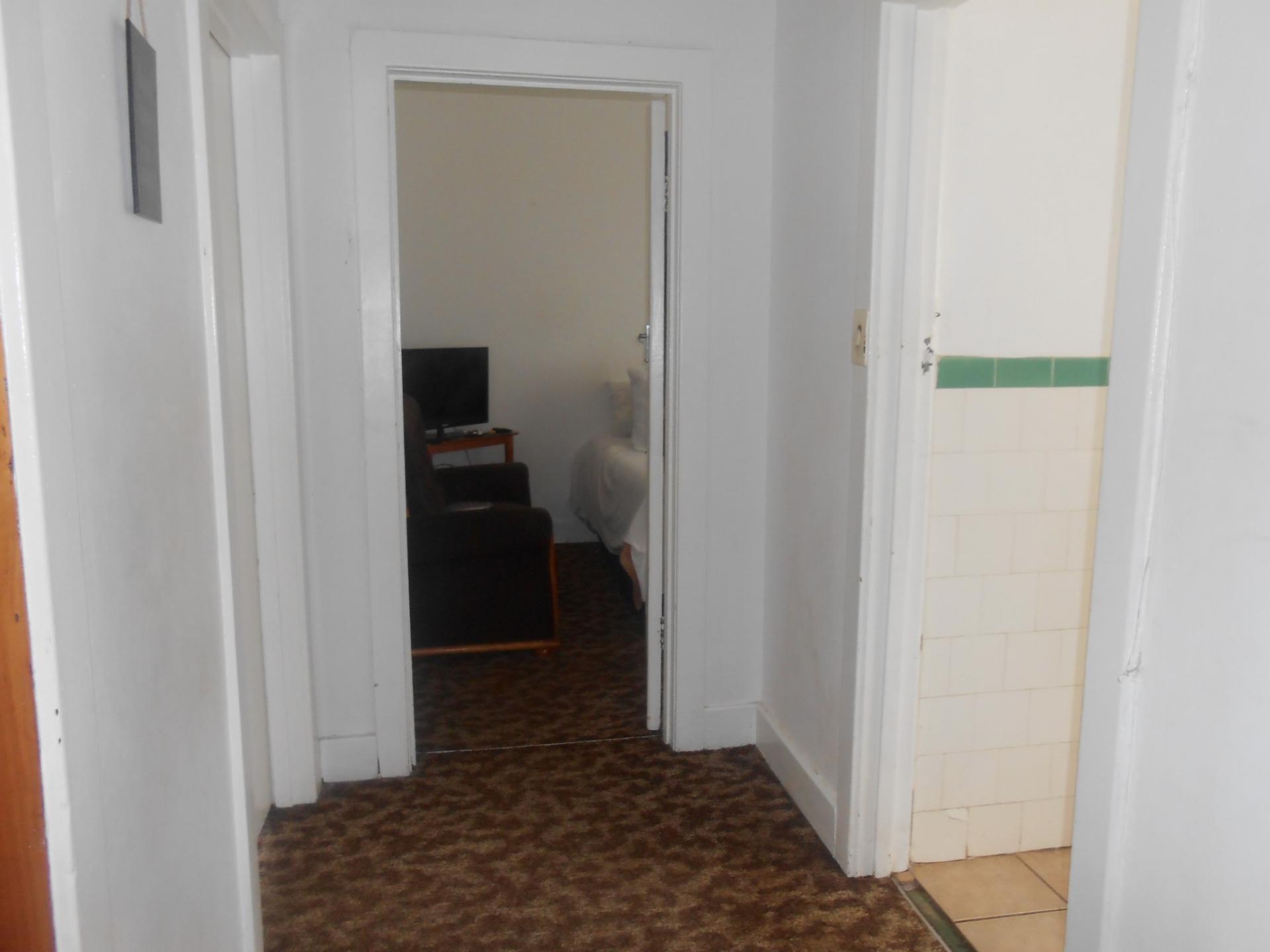 Spaces - 30 square meters of property in Rosettenville