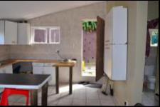 Kitchen - 32 square meters of property in Oslo Beach