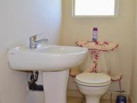Guest Toilet - 2 square meters of property in Pietermaritzburg (KZN)