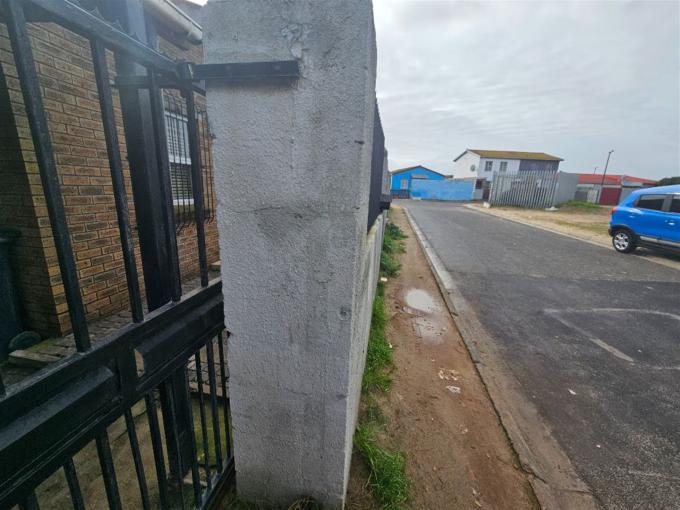 Standard Bank SIE Sale In Execution House for Sale in Retreat - MR159635